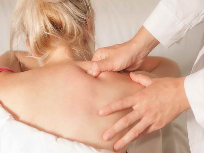 Masaža s torakalno osteohondrozo